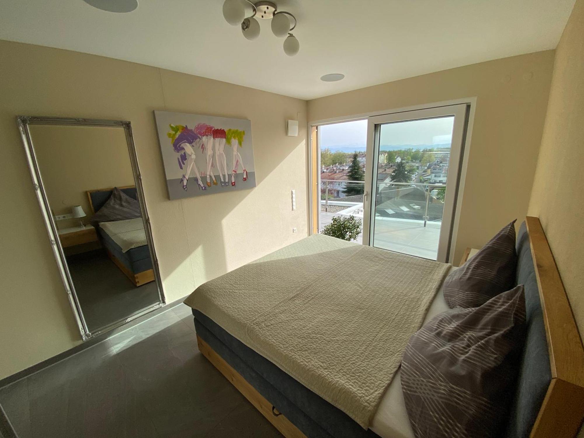 Penthouse Apartment Mit Alpenblick Friedrichshafen Exterior foto