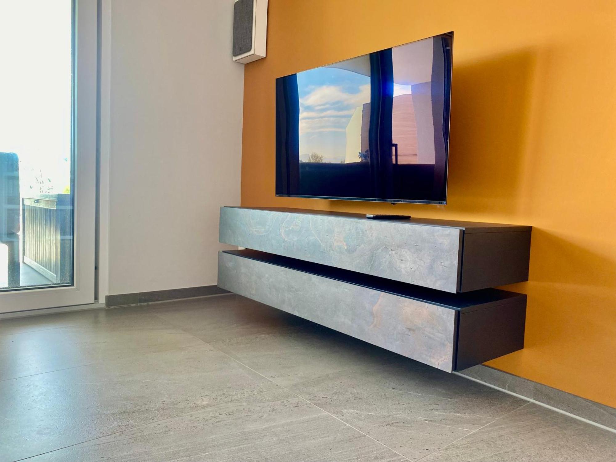 Penthouse Apartment Mit Alpenblick Friedrichshafen Exterior foto