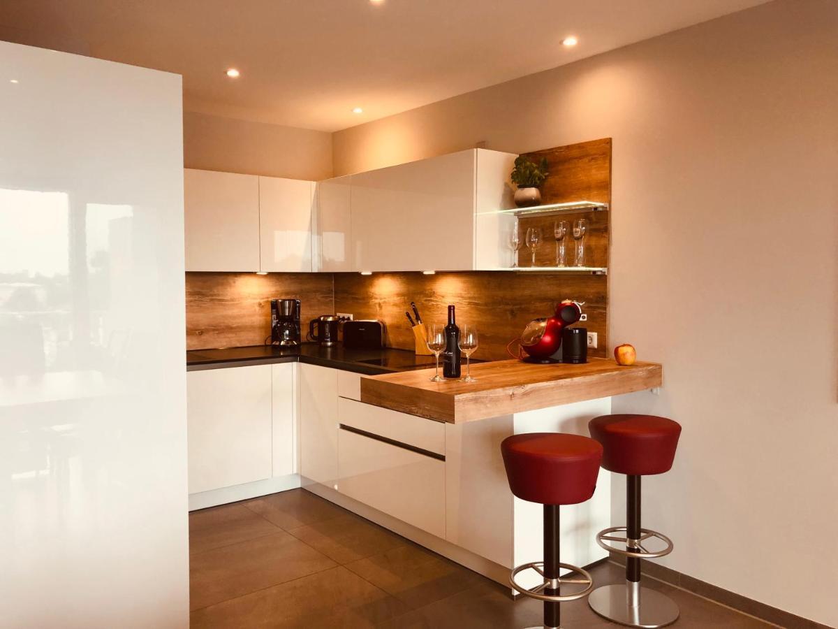 Penthouse Apartment Mit Alpenblick Friedrichshafen Exterior foto