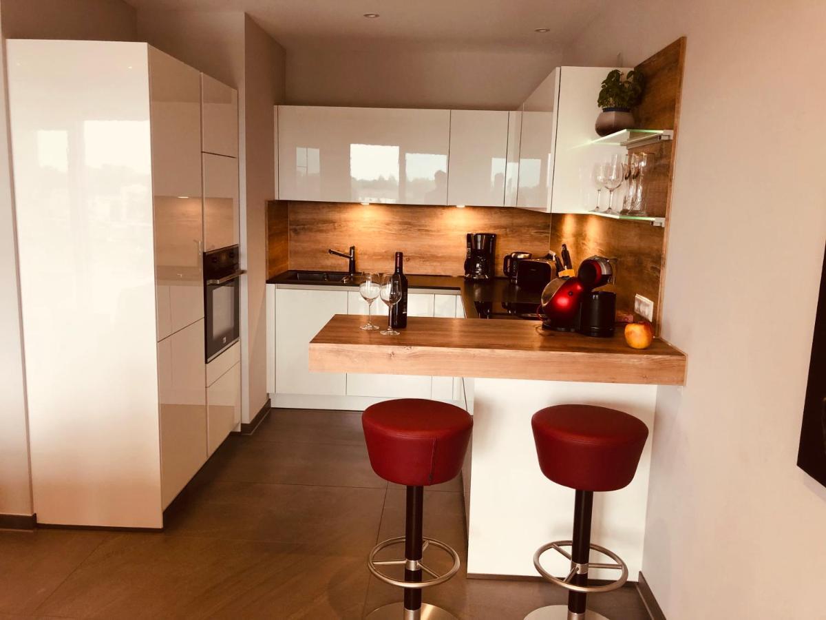 Penthouse Apartment Mit Alpenblick Friedrichshafen Exterior foto